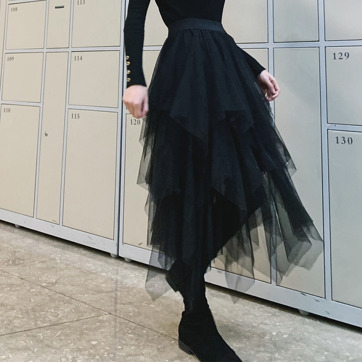 YS不规则黑色纱裙女秋冬2020新款网纱半...