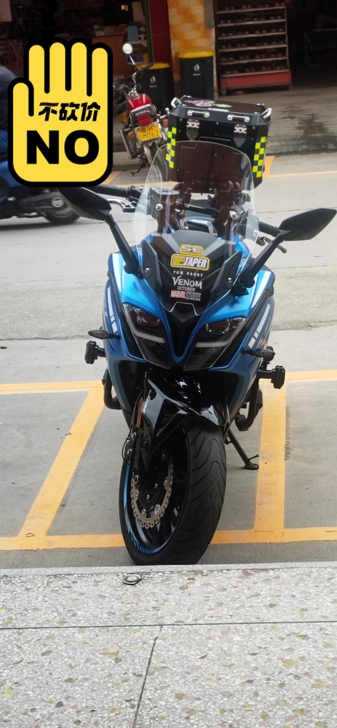 春风400GT，排量400双缸摩托车，休旅...