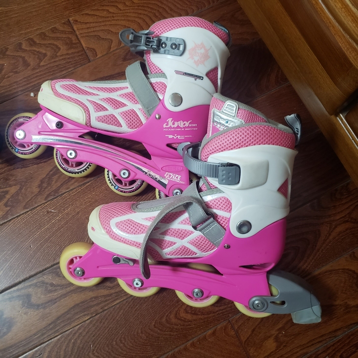 35-38码可调,代书包护具全套出售。