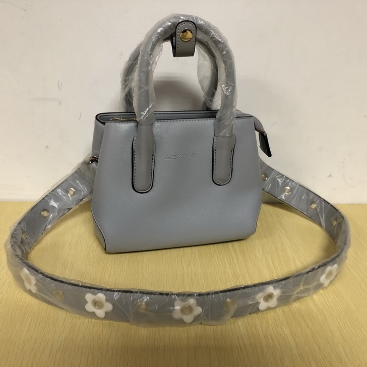 58包邮稻草ren灰蓝色宽度小花手提包单肩...