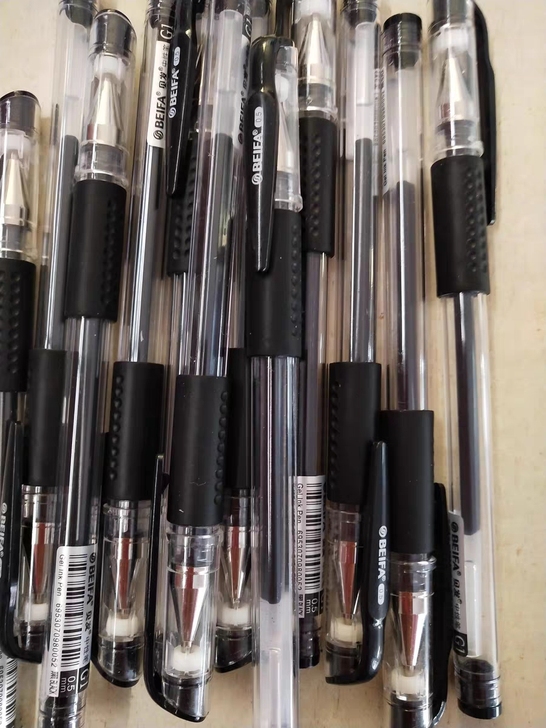 清仓包邮!200支中性笔黑红蓝圆珠笔签字笔...