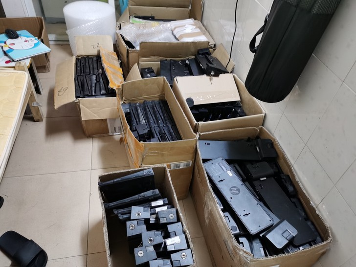 高价回收各种电脑笔记本扩展坞，二手库存全新...