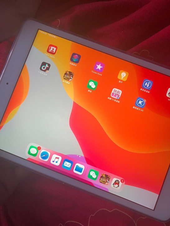 换新机,转95新2019苹果ipad7代苹...