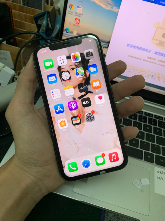 iPhone11黑色黑解无锁苹果11 64g