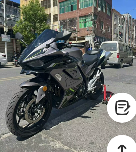 大力神H2 双杠400cc 90多公里准新...