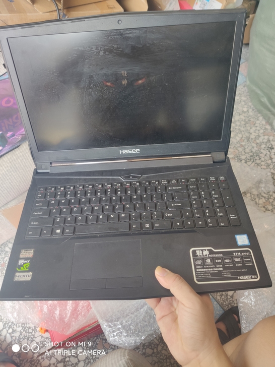 神舟战神z7m  i7-7700笔记本电脑