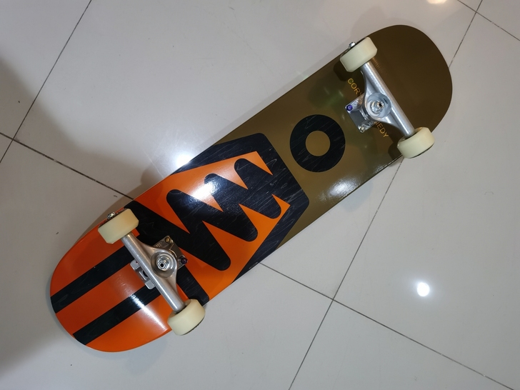 低价处理全新进口girl整板 原价1200...