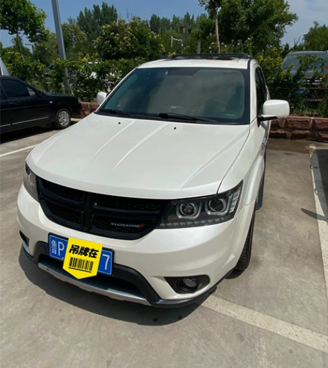 个人道奇酷威 2013款2.4两驱7座尊尚...