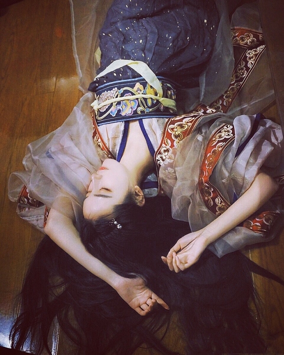 汉服出租 正品！司南阁花相容真丝大袖衫含上...