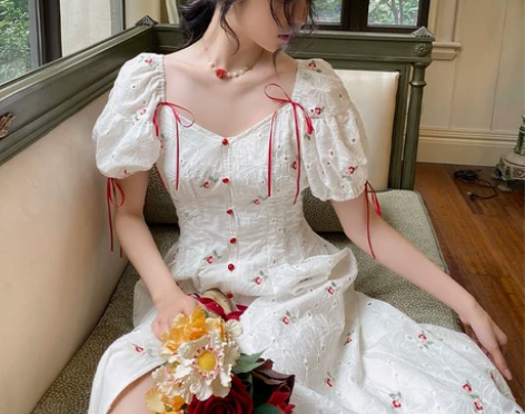 法式小众少女宫廷风初恋复古方领小白裙连衣裙...