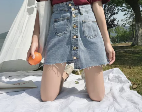 单排扣ins超火的牛仔短裙女夏季薄学生高腰...