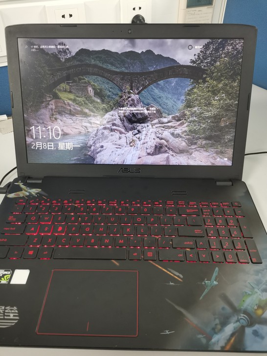 华硕飞行堡垒旗舰版FX-PRO