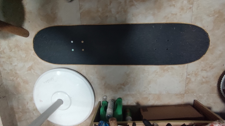 滑板，板面是bd的，进口板面，买了230，...