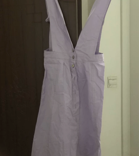 牛仔棉背带裙，全新未穿M码，浅紫色，很好看...