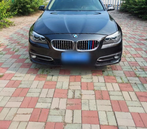 宝马525Li，豪华设计套，2015年上牌...