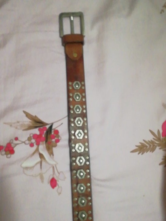 时尚牛皮皮带100包邮