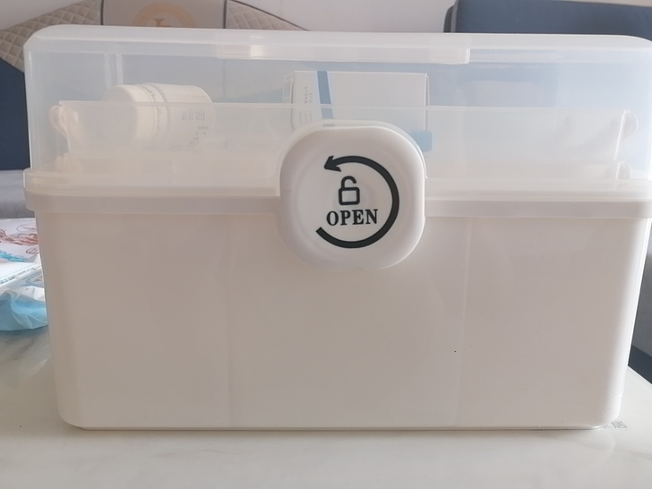 药箱,买回来感觉没用,转让,自取