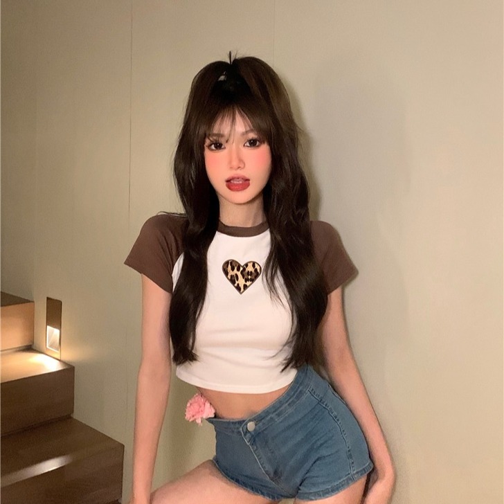 欧美奶甜辣妹豹纹爱心撞色T恤女短袖设计感小...