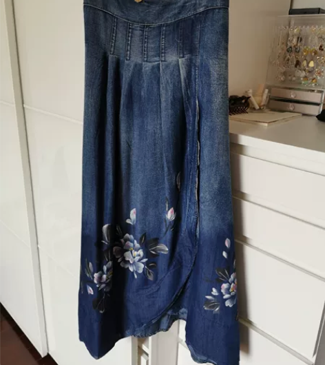 半身裙冬天配毛衣裙子女冬季2021新款女潮...