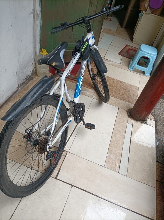 自提山地车自行车，21速，26寸，自提，目...