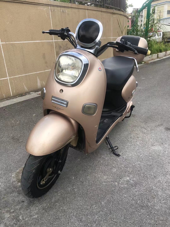 转让爱玛小金龟电动车一台