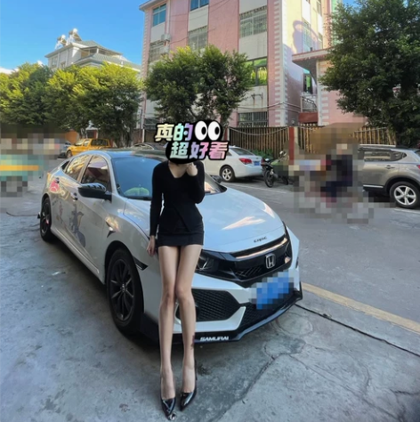 黑色连衣短裙 图片都是本人实拍，只能放四张...