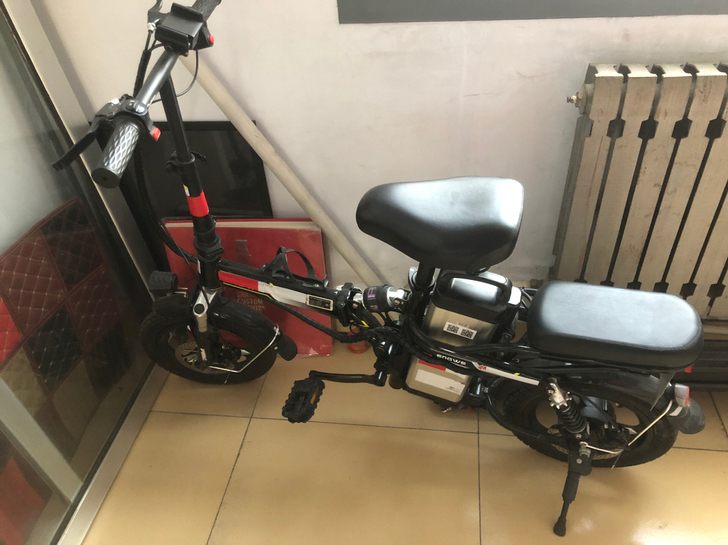 折叠电动车，放多骑少所以转给需要的朋友