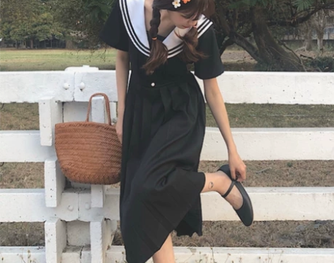 清衣柜，实拍海军风连衣裙，没穿过几次，M码...