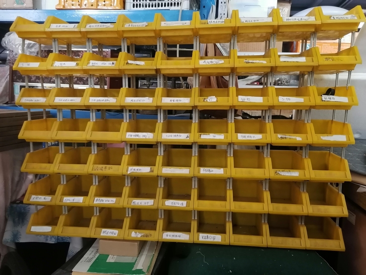 组合式零件盒63个。相片是实物拍摄，单个盒...