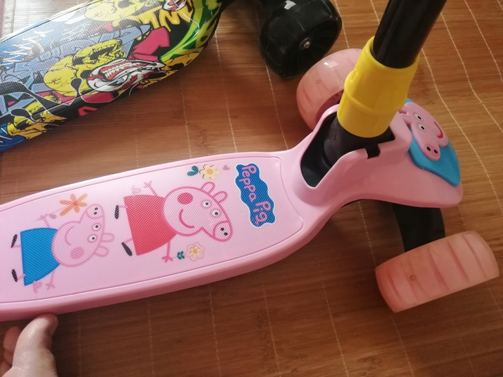 因洪水及疫情原因处理一部分滑板车，PU悍马...