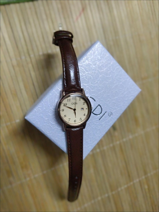 闲置歌迪手表女简约气质学生防水经典复古学院...