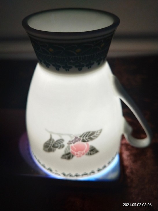 礼陵瓮瓷高酒咖啡杯。 釉中彩，高白泥，实物...