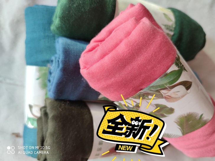 低价销售，5种颜色围巾披肩两用。四季都能用...