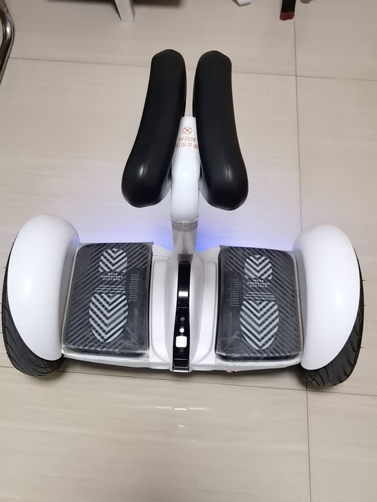 小米平衡车 孩子补课没时间玩,9.5新 保...