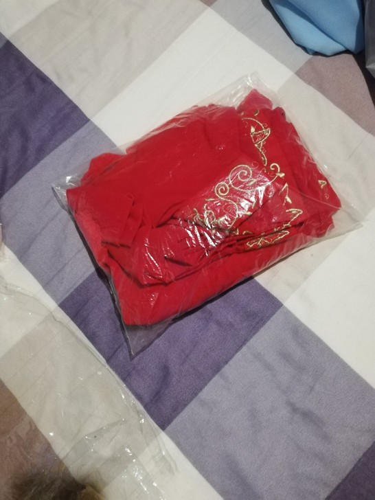 华姿仪赏  千秋岁的内层，外层不晓得不见了...