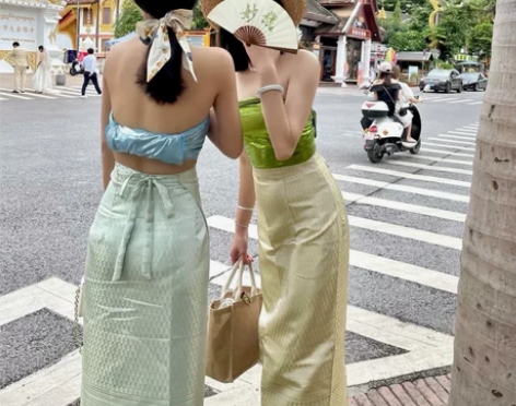 西双版纳傣族服装女网红同款裹胸筒裙两件套