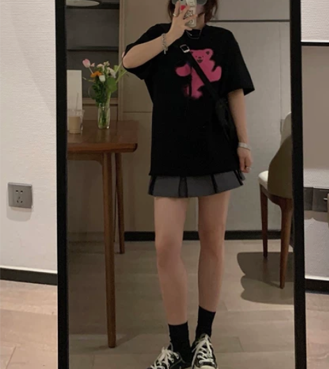 体恤女,L,穿过两次 感兴趣的话点“我想要...