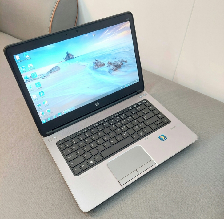 转让 个人轻薄 惠普笔记本电脑 成色好 外...