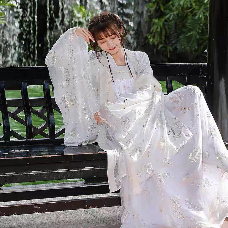 仅试穿汉服 想要的私聊我 售出不退换了 事...