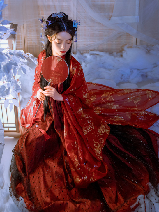 艺缕原创汉服女