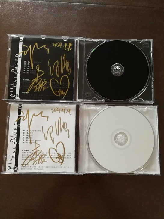 深山乐队签名专辑cd 两张专辑可以单出可以...