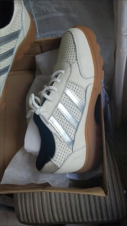 处理几双全镂空网眼真皮牛筋底休闲鞋  不闲...