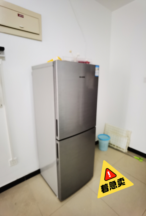 冰箱出售,仅用2年,小红门自取