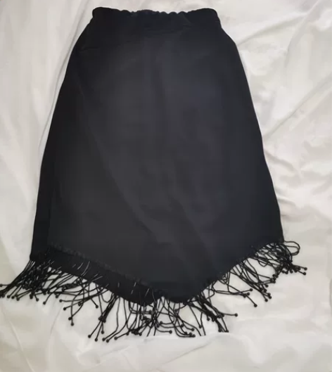 弹力流苏中裙 感兴趣的话点“我想要”和我私...