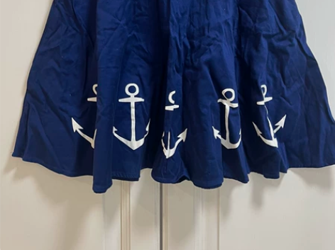 海军风中裙半身裙 感兴趣的话点“我想要”和...