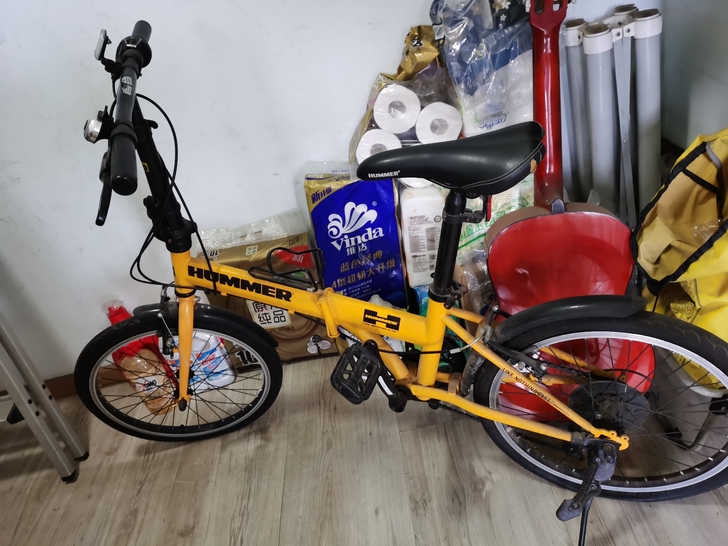 HUMMER悍马变速自行车。车胎需要补。修...