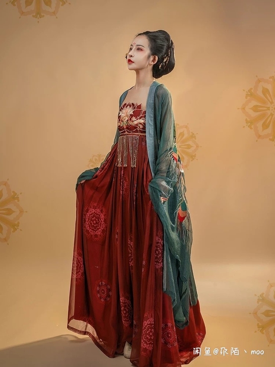 直出都城南庄诃子裙s码带吊s+一件大袖衫如图