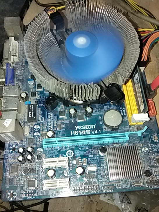 盈通H61主板  70元不包邮。