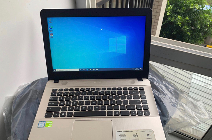 华硕商务笔记本电脑