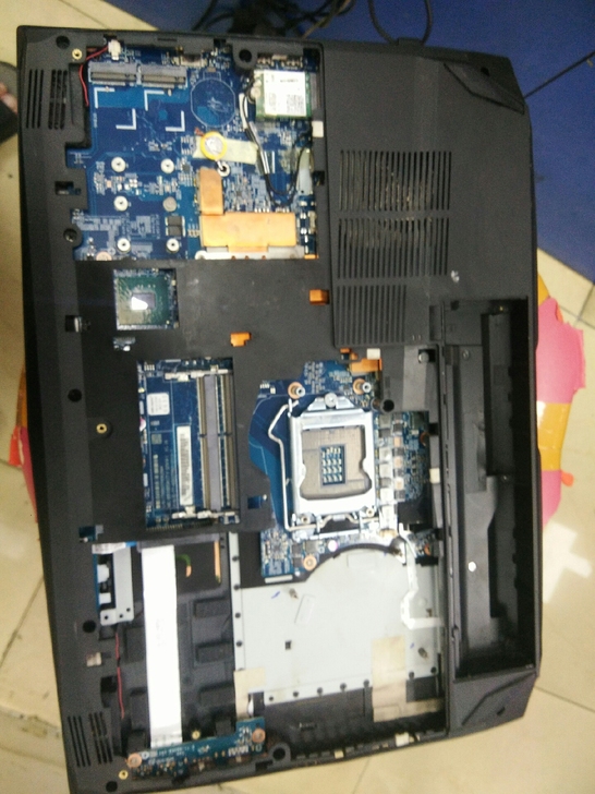 神州战神 ZX7，板号6―77―N950T...